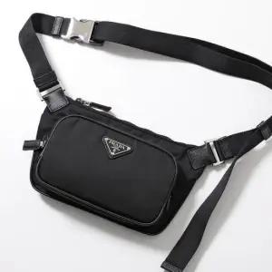 PRADA  25FW 2VH128 2DMH F0002  리나일론 및 사피아노 가죽 숄더백)