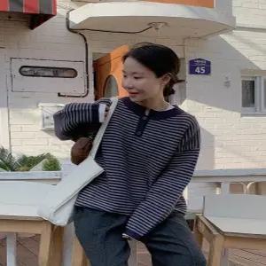 도톰 스트라이프 버튼 니트 (one color)