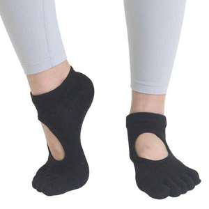 메디휴스 토삭스, 블랙