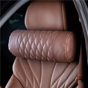 뻐끈한 목을 보호해주는 차량용목쿠션 목베개 새차선물 현대 기아 내장재