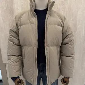 [지이크](대구신세계)F/W 구스다운 라이트베이지 패딩  [ PJD6502 ]