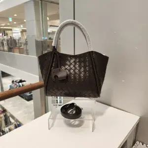 [발리스윗](마산점)짜임문양가죽토트백SP7WAB26