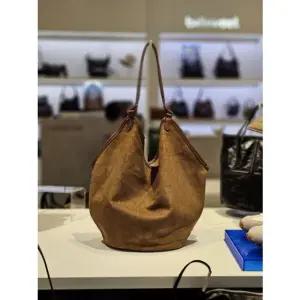 [갤러리아] [발리스윗] 인조스웨이드 유니크호보백 SP9WAB17