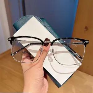 돋보기 안경 조절 가능한 휴대용 스마트 노안 스마트줌 자동 초점 기능