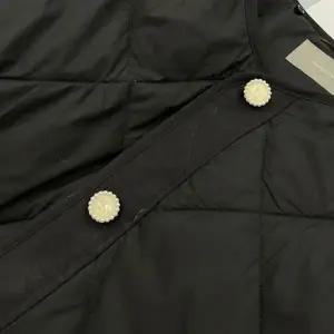 장식 부자재 펄 진주 보석 단추 21mm 코트 자개단추