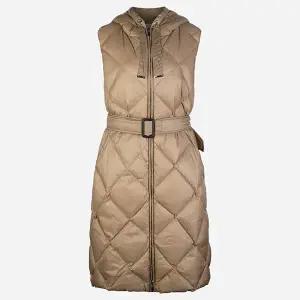 막스마라 5F 2529296075600 040 트레질 퀼팅 후드 롱패딩 베스트 카멜