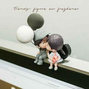 트렌디 피규어 방향제 블랙체리향 허브 아로마 커플 거치 송풍구 자동차 방향제