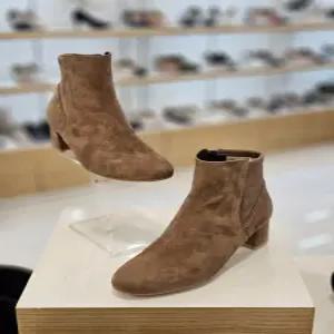 [미소페][미소페] by미소페 여성 세무 앵클 부츠 (5cm) 112346006 (P003055826)