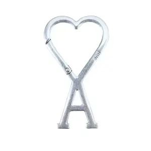 24FW 하트 로고 후크 키링 키홀더 / 실버 (UKR907 369 905) [당일]