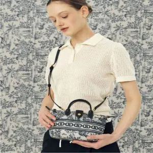 [NS홈쇼핑][헤지스ACC]시그니처 H 뜨왈 토트겸 크로스백 S HIBA5F650N3[35230277]