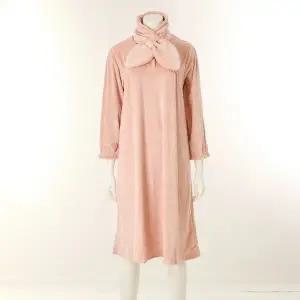 [대구백화점] [비너스]겨울 극세사 목도리세트 원피스잠옷(VGN4585)