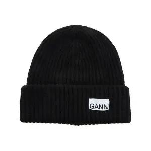 [가니](김해점) FW25 공용 로고 라벨 울 비니 A4429 099