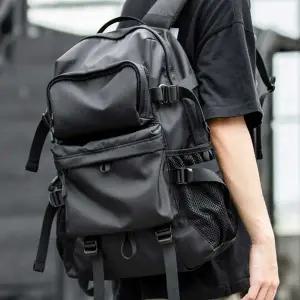 [하프클럽/]대학생백팩 남자 멀티 개강룩 여행 스포츠 대학생 가방 코디 백