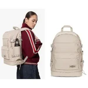 [갤러리아] [이스트팩] 16인치 노트북백 직장인백 에브리데이팩 (EQABA11 9Y9_)