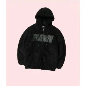 에프씨엠엠 15일 빅로고 보아 후리스 플리스 뽀글이 쉐르파 자켓 재킷 점퍼 잠바 아우터 블랙 FC735700BK 4