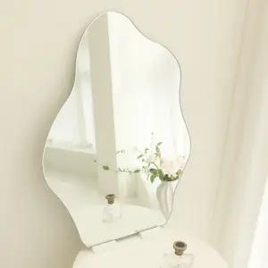 빌라드하우스 하루 웨이브 노프레임 비정형 아치형 조약돌 감성 거울 미용실 화장대 침실 드레스룸 물결 웨이브 인테리어