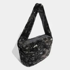 쇼퍼 백 (JY2626) 블랙