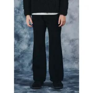 [갤러리아] (블루테일) AZI4PT04BK 변형 코듀로이 블랙 벨버틈 다이마루 팬츠