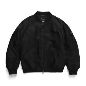 [공식] 내셔널지오그래픽 N244MPD970 패딩 항공점퍼 CARBON BLACK