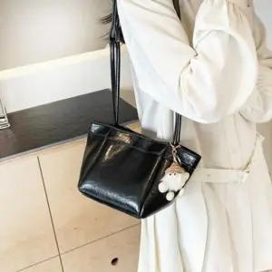 어반브로스 인조가죽 미니 사각 토트백 크로스백 미니백