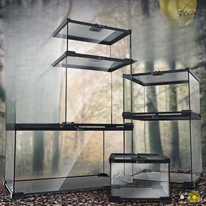 곤충채집통 장수풍뎅이 사육통 온습도계 수집통 케이스 채집통 10X8X7CM 여치 곤충