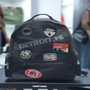 [JEEP] 지프 와펜 패치 왁스 백팩 JQ0GAU030 여행 해외 핸드폰 크로스 남 여 공용 데일리 폰