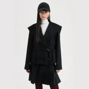 [롯데백화점]럭키슈에뜨 레터링포인트 세일러 울 카라 코트 LQCAW25200