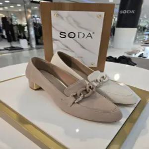 [소다]여성 큐빅장식 로퍼  FLS301