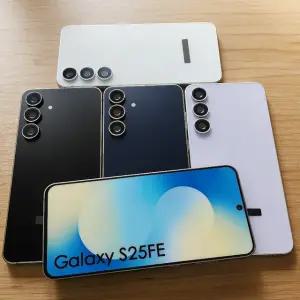 갤럭시S25FE 목업 목업폰 목각폰 전시용 고급형 켜진화면