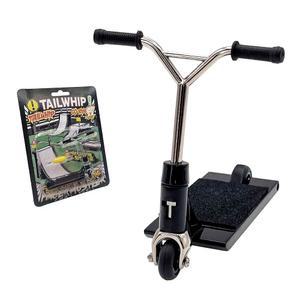 테일위프 핑거 스쿠터 메탈, 놀라운 트릭을 위한 내구성 있는 미니 스쿠터, 테크 데크 핑거보드, 자전거 및 스케이트파크와 호환, 손 운동 능력 향상, 어린이와 성인을 완벽한 , 블랙