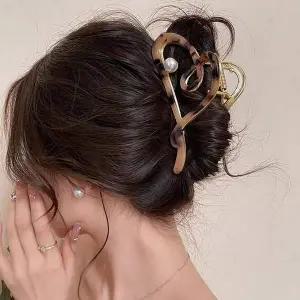 [콩심팥심]하트 펀칭 진주 집게핀 ELH086 헤어 패션잡화 머리핀 빅리본핀