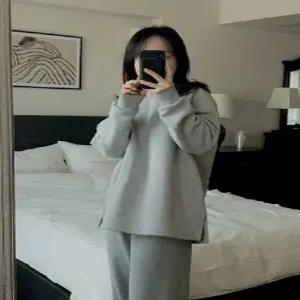 MADE 말랑웜기모 오버핏 트임 맨투맨 티셔츠 (5color)