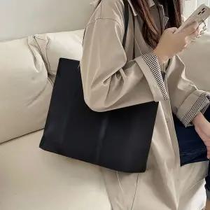 2030 여성 데일리용 가벼운 블랙 심플 숄더백 쇼퍼백