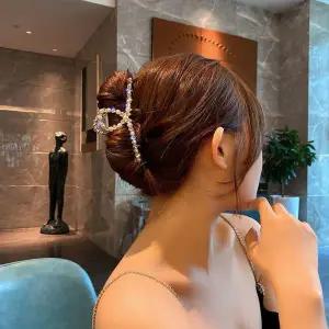 [콩심팥심]양털핀포함 헤어집게삔 예쁜 꽃핀 대형 여성 큰