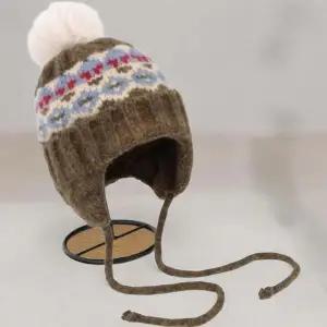 여성 노르딕 털볼 귀마개 비니 겨울용 모자