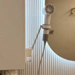 리블리홈 핸즈프리 무타공 드라이기 거치대