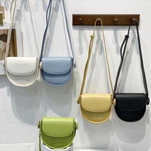 [제이큐]LHR 소프트가죽 미니 반달백 핸드폰가방 크로스가방 1002