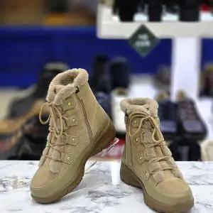 [허시파피]여성 4cm 경량 광폭 퍼 스니커즈 방한부츠 3FQ608