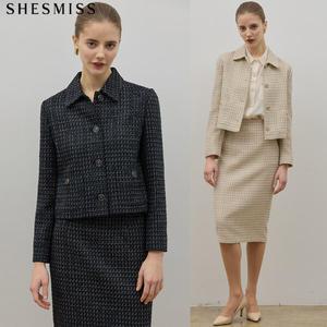 [쉬즈미스] 2SET  기품있는 카라넥 트위드 재킷+스커트 2종세트 (택가격 596000원)