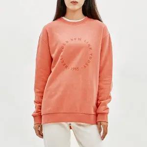 공용) 원형그래픽 피그먼트다잉 기모 맨투맨(오버)_AL4WTS893-LO