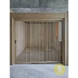 [바른도어]102번 초슬림3연동중문 간살형 어반오크 투명강화유리a