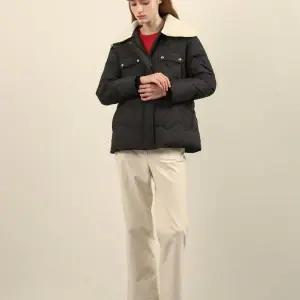 [올리비아로렌] HC19 덕 하프점퍼 VVCKD4WA181 (S41517568)