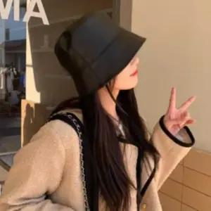 여성용 키치무드 가죽 버킷햇 벙거지