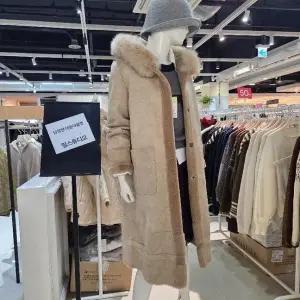 밀스튜디오 DP02 폭스 후드 양면 무스탕 통코트 LRCMUR106 (42918228)