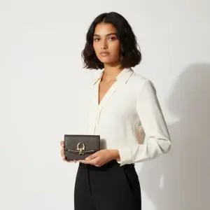 살바토레  여성 지갑  22 D198 TESTA 0770288) 24SS