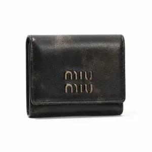 MIU MIU 25FW 스몰 나파 가죽 지갑  5MH051 AF6P F0201)