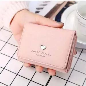 하트 대학생 귀여운 반지갑 여학생 여대생 큐