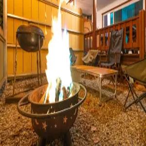 [경기/가평] 가평 루체른 키즈 스파 펜션 (놀이방/주차장/픽업가능/강/호수/계곡인접/섬/수목원/휴양림/키즈/가족/애견/개별바베큐/테라스/단체/캠핑/글램핑/복층/바베큐장/공용수영장(실외)/커플/스파)