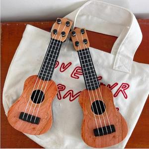 우쿨렐레 미니 인테리어 카페 거실 엔틱 나무 장식용 모형 빈티지 현 악기 촬영 소품 음악실 학교 동아...