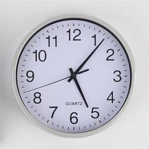 무선 무소음 벽시계 사무실 원형 벽걸이 시계 거실 안방 아이방 실버 29.5cm